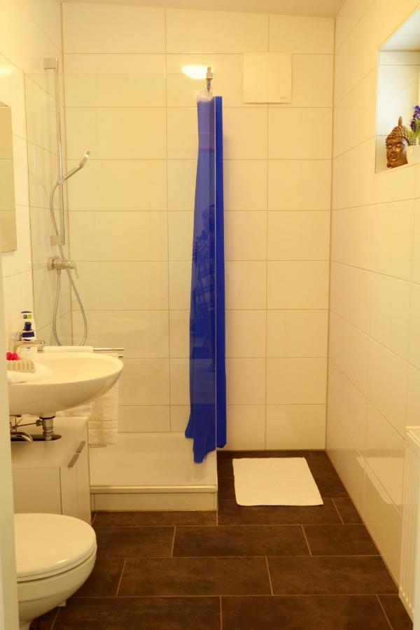 Unique Zentrale Moderne 2 Zimmer Wohnung Nahe Dem Park Villingen-Schwenningen Eksteriør billede
